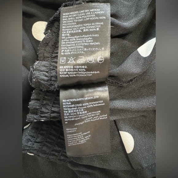 H&M Top Blouse. Size 4. - Picture 2 of 4